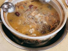 -东巴谷野生菌火锅餐厅