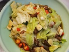 油渣炒莲白-陈麻婆豆腐总店