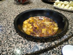 -老关东铁锅炖(上游街店)