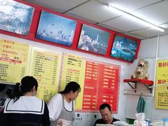 -明呈黄鱼面馆(斜土路店)