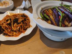 -严记小天府酸菜鱼(西四路店)