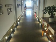 -沃德阿拉丁酒店(威海海滨南路韩乐坊店)