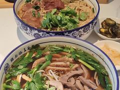 -镇南锅盖面馆(解放路店)