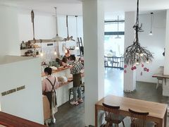 用餐区-MAISON门前杂货店