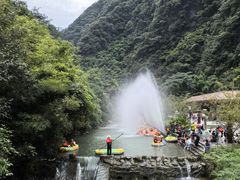 -重庆神龙峡漂流
