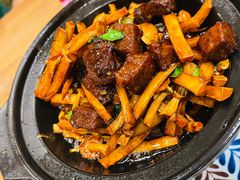 -清真·玛丽亚新疆菜主题餐厅(浙江中路店)