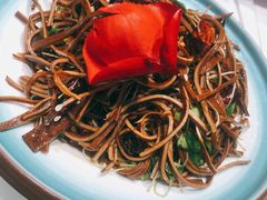 香椿苗拌黑豆皮-红菜坊·烤鸭·川鲁宴(石园店)