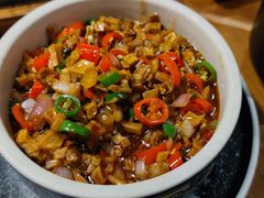 传统黑三剁配薄饼-雀舞云南菜(天津天河城购物中心店)