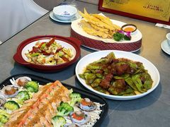 -鑫渔港海鲜本地菜·山海关浑锅(东戴河店)
