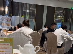 -万龙洲海鲜(大兴绿地缤纷城店)