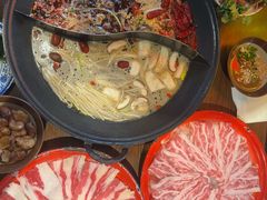 -萍姐火锅·公路夜市(武汉首店)