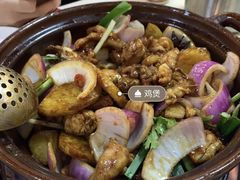 -胡须佬鸡煲四季火锅(龙珠大道店)