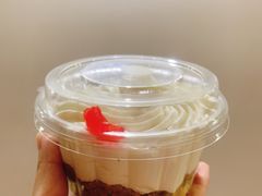 -红宝石·鲜奶小方·海派西点房(联洋店)