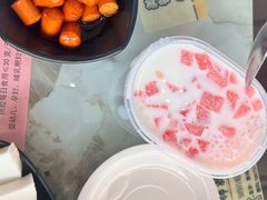 -黄师奶甜品店