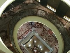 -上海波特曼丽思卡尔顿酒店