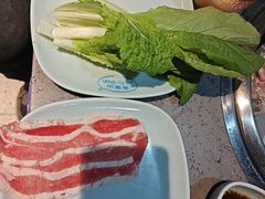 -金滏山·烤肉海鲜火锅自助(襄阳万达店)