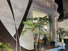 -Mark&Mars Restaurant