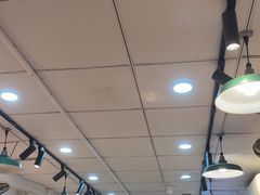 -柳州肥姨妈大骨螺蛳粉(东靖路店)