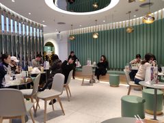 大堂-奈雪的茶(亨特国际广场店)