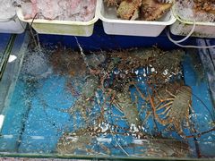 -拉威海鲜市场