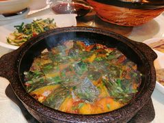 石锅生焗板栗南瓜-鱼满楼(汉中门大街店)