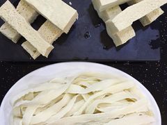 -鼎盛山海火锅(北戴河刘庄夜市老虎石浴场店)