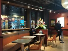 大堂-The Habit Burger Grill 哈比特汉堡(复兴soho店)