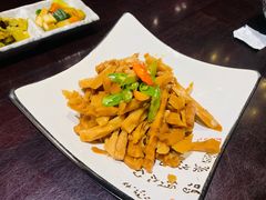 三俞油焖笋-三俞竹苑(卓展店)