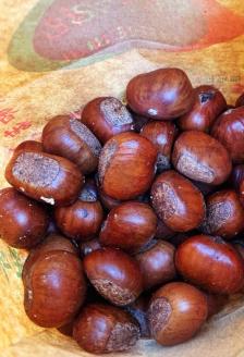 米栗食品店-"糖炒栗子是我最爱[调皮]今年的第一袋栗.