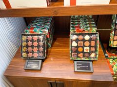 -Laderach 莱德拉(上海环贸iapm店)