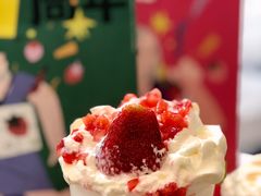 霸气生日草莓-奈雪的茶(大连新玛特店)