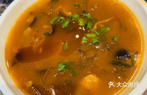 Spicy Soup with Fried Dough Sticks