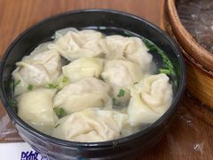 三鲜大馄饨-万寿斋(山阴路店)