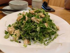 香椿苗拌桃仁-伊喜饺子·烤鸭(五道口学院路店)