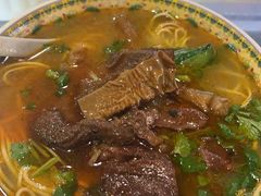 -金杨拉面王小吃面馆·牛三宝面·红烧牛肉粉