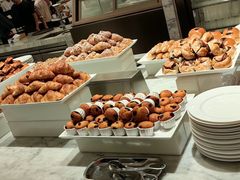 -上海虹桥祥源希尔顿酒店