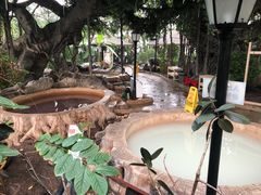 -盛泰恐龙谷温泉