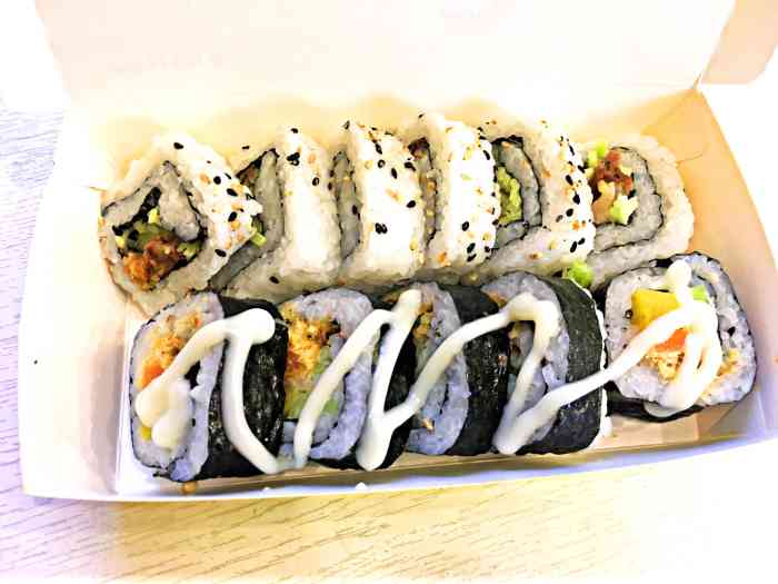 n多寿司(大花岭店)-"下午临时约人出来转转,本来想去买奶茶喝,.