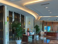 -大连金石滩绿发温泉假日酒店