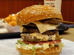-The Habit Burger Grill 哈比特汉堡(爱琴海店)