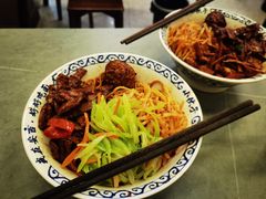 -梅溪·小伙子干挑面(安吉总店)