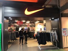 -五环Outlets(高新工厂店)