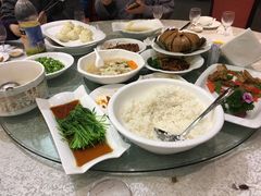 -杭州海华满陇度假酒店