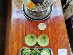 -嘎咓讓咘藏餐厅(团结新村店)