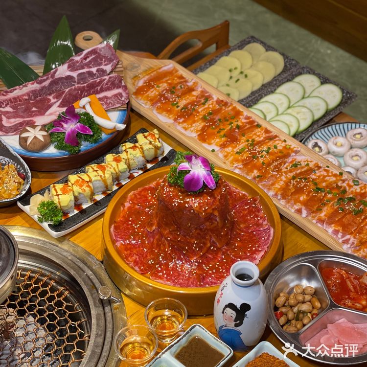 成都老牌日式烧肉丨实惠量大，和牛、五花、寿司好好吃😆