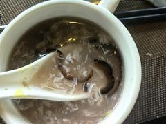 -大中华希尔顿酒店-念自助餐·嗨啤·小龙虾