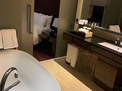 -广州天河希尔顿酒店