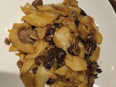 -那家老院子东北菜·饺子·小鸡炖蘑菇(艳华街店)