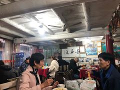 大堂-吕家米皮