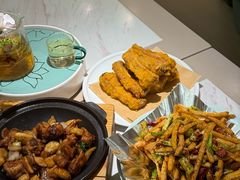 -荷花亭·湖北融合菜(中商广场店)